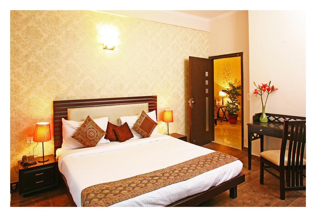 Evergreen 2Bhk Service Apartment Vasant Kunj Fortis Ilbs Nueva Delhi Exterior foto