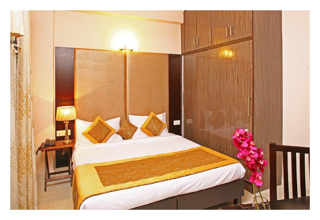 Evergreen 2Bhk Service Apartment Vasant Kunj Fortis Ilbs Nueva Delhi Exterior foto