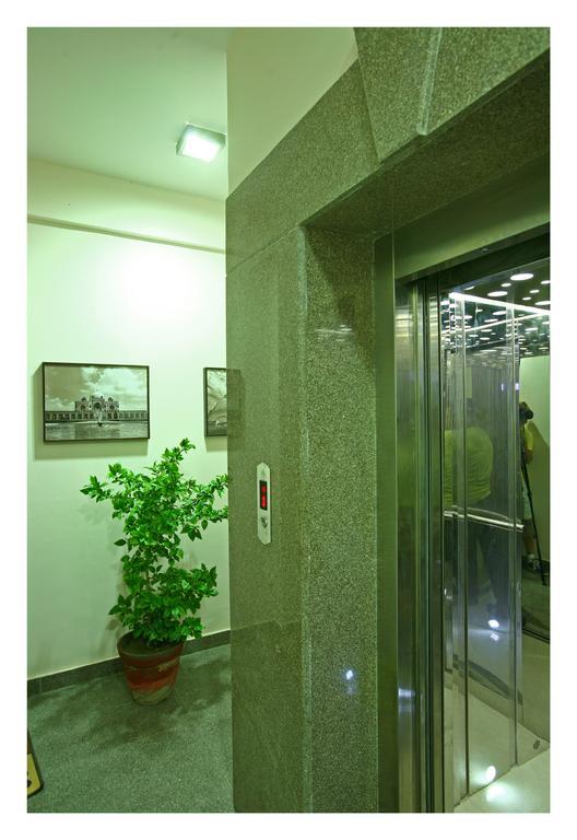 Evergreen 2Bhk Service Apartment Vasant Kunj Fortis Ilbs Nueva Delhi Exterior foto